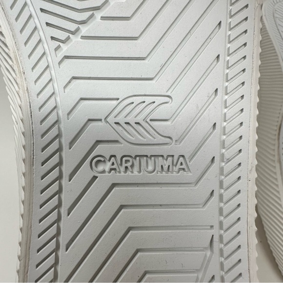 Cariuma Like New Signature OCA Low Canvas Sneaker White Size Men 7, Women’s 8.5 - Picture 7 of 9